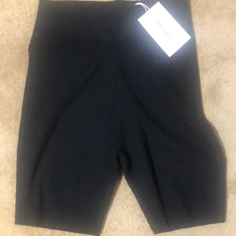 Frame bike shorts
